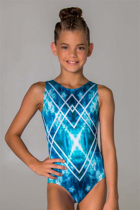 Pin On Uniformes Escolares Femeninos