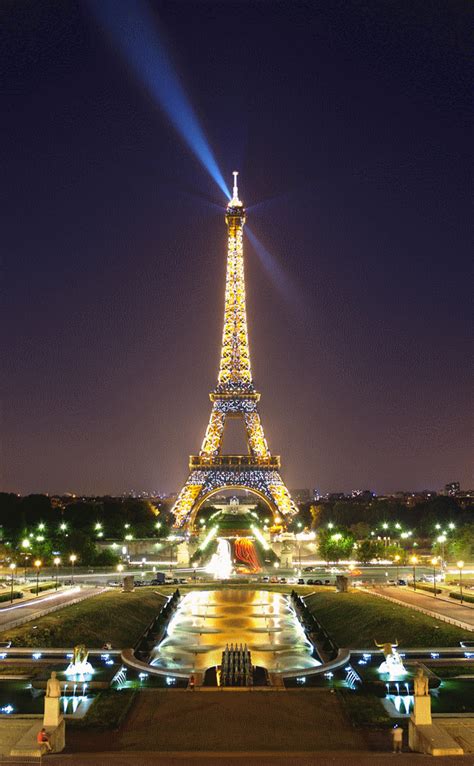 Cadeau Pour Ma Mona Que J Aime Beaucoup Paris Tour Eiffel Eiffel