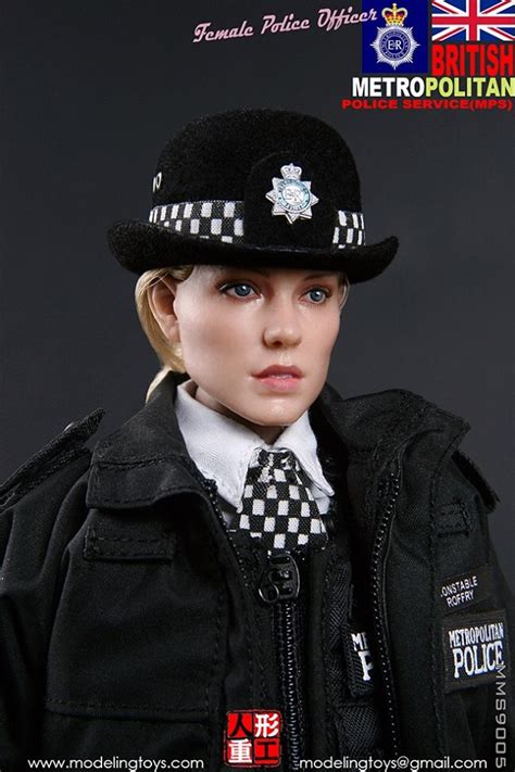 Modeling Toys British Female Police Officer Mps