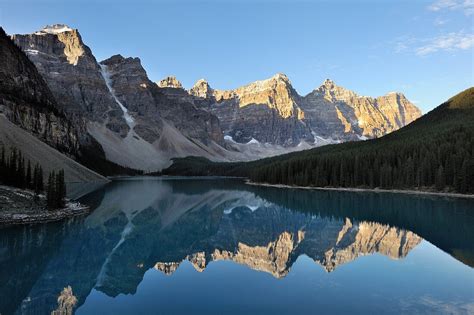 Mountains Reflecting In Moraine Lake And License Image 70309006