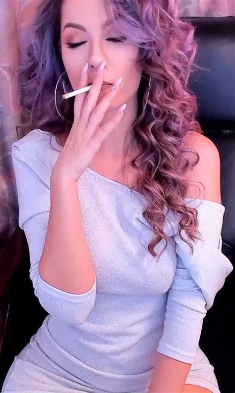 Pin On Beautiful Women Smoking