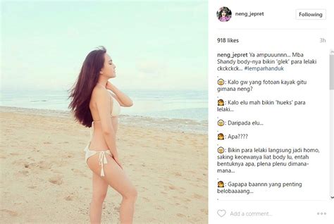 Pakai Bikini Setengah Bugil Shandy Aulia Matikan Kolom Komentar Instagram