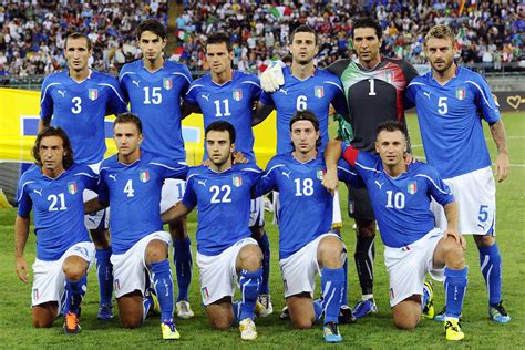 The italian football team's official international twitter for news and updates from the #azzurri italian: Italy Football Wallpapers - Wallpaper Cave