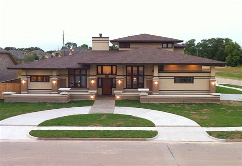 Awesome Frank Lloyd Wright Inspired Homes 23 Pictures Jhmrad