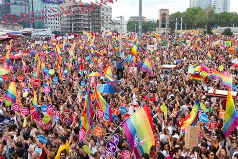 Istanbul Lgbt Pride Parade Editorial Stock Image Image 33111349