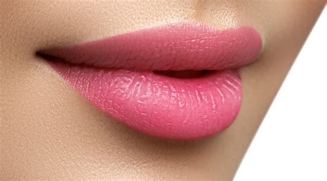 Tips To Get A Perfect Pout