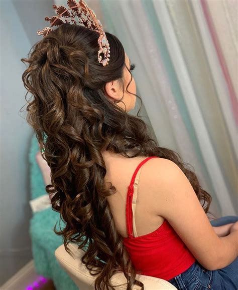 Pin By Leonor Lucero On Quinceanera Hair Quince Hairstyles Hairstyles For Quinceanera Down