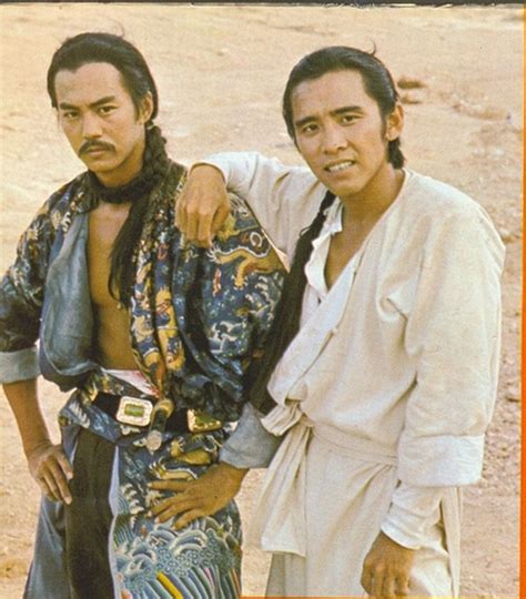 Aug 16, 2021 · 74歲港星狄龍（本名：譚富榮），1969年出道至今已超過52年的他，不僅是武俠片與功夫片相當重要的演員，1986年狄龍更以《英雄本色》中的宋子豪一角，摘下第23屆金馬獎最佳男主角，紅遍在兩岸三地。近年來，鮮少出現在螢光幕前的他，日前卻傳出突然昏厥送醫且情況相當不樂觀，對此兒子 … 狄龍／ティ・ロン【スター名鑑】 - カンフースター総合情報サイト -KUNGFU TUBE-