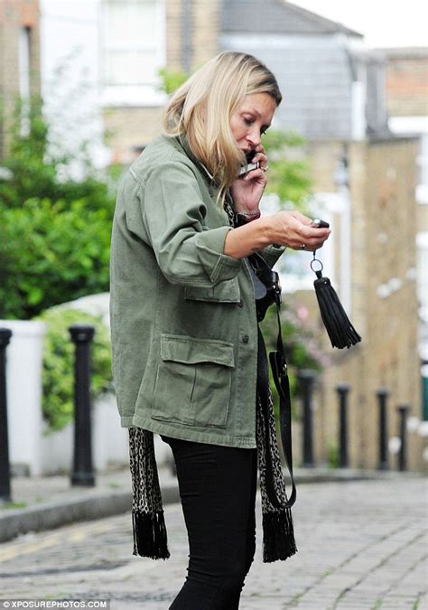 Kate Moss Flashes Sapphire Ring Amid Claims Shes Engaged To Count Nikolai Von Bismarck Daily