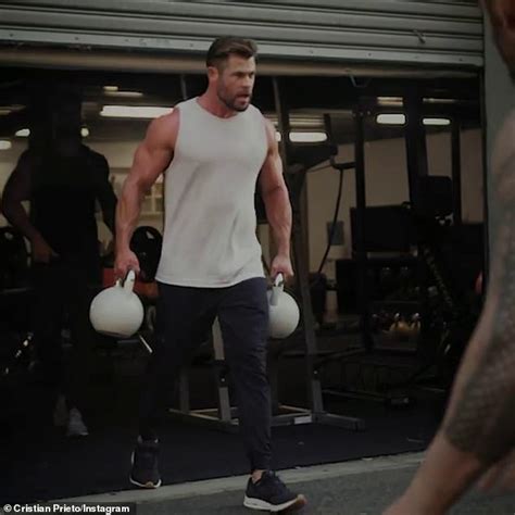 Thor Star Chris Hemsworth Shows Off His Bulging Biceps In A New Ad For His Fitness App Daily