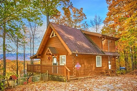 Secluded Private 2 Bedroom Smoky Mountain Cabin Rental