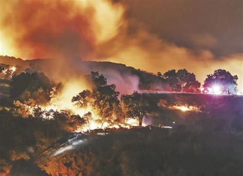 El Dorado Fire burns thousands of acres, hundreds of residents evacuate ...