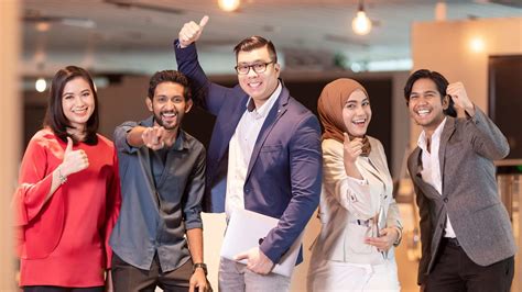 Telekom malaysia berhad is malaysia's broadband champion, and a leading intergrated information and communication group, offers a range of communication services and solutions in broadband, data and fixed line. Telekom Malaysia Berhad - Talentbank Digital Career Festival