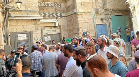 For Many Activists Ascending Temple Mount For Tisha B Av An Act Of Defiance The Times Of Israel