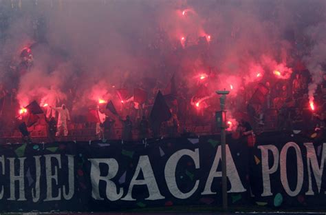 Sprawdź zapowiedzi, relacje z meczów, informacje o biletach i karnetach na mecze piłki ręcznej. 2018 Summary: Ultras Pogoń Szczecin