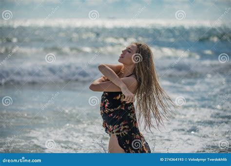 Woman At Beach Sensual Girl Undress Summer Dress The Sea Beach Stock