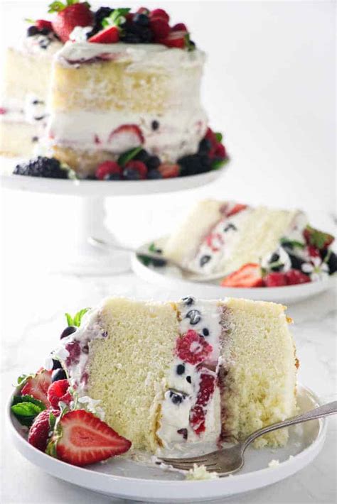 This thrifty traybake sponge used canned fruit and coconut yogurt. Hot Milk Sponge Cake with Berries - Savor the Best