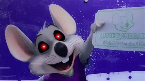 Chuck E Cheese Attacked Chuck Scary Picture Youtube