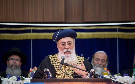 Jerusalems Chief Sephardic Rabbi Condemns Harassment Of Christians