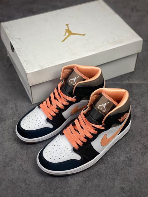 Air Jordan 1 Mid Se Peach Mocha