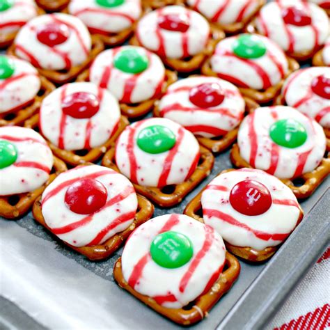 Oct 11, 2019 · i bake dozens of kinds of christmas cookies to give to family and friends. 3 Ingredient Peppermint Christmas Candy Pretzel Squares - Mom 4 Real