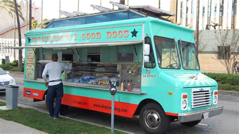 Your total profits will be dependent on your operational costs, like food and labor. Do you want to have your own food truck?