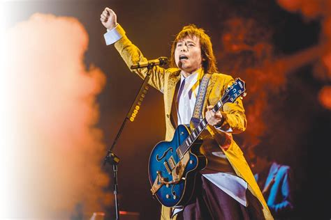伍佰 wu bai is on facebook. 情歌寫得好 成就伍佰Rock Star - 娛樂新聞 - 中國時報