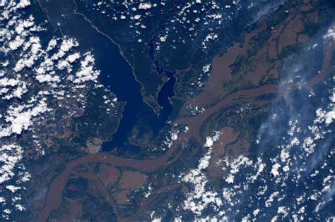 This Is How Amazon River Looks From 250 Miles Above Earth Nasa