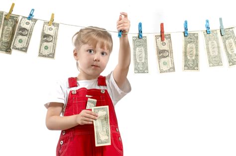 How To Communicate With Your Kids About Money A Dads Point Of View