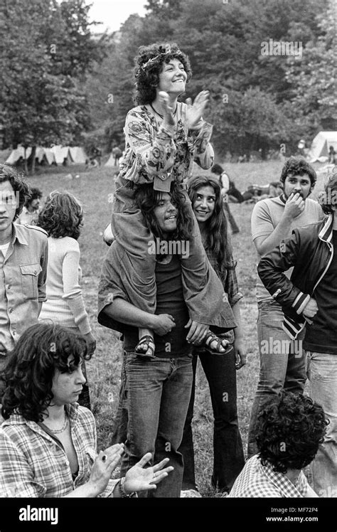 Hippies 70s Stock Photo Alamy