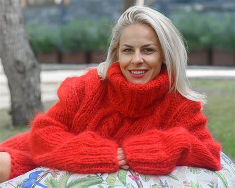 Red Cable Knit Mohair Sweater Turtleneck Thick Pullover T Neck Fluffy