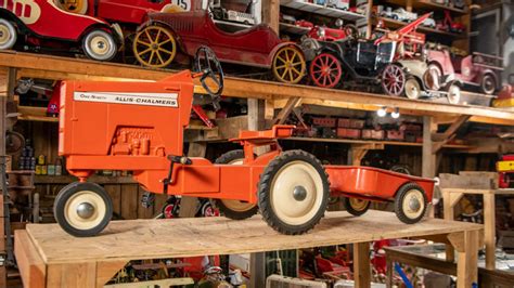 Allis Chalmers One Ninety Pedal Tractor With Trailer At Elmers Auto