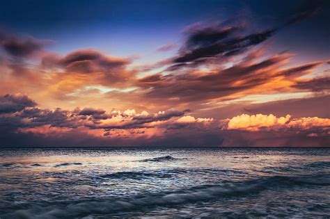 Sea Sunset Waves Clouds Dusk Hd Wallpaper Peakpx