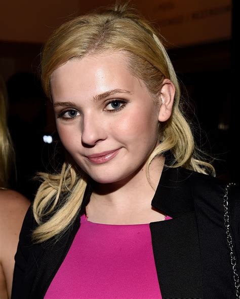 Abigail Breslin Pictures Hotness Rating Unrated