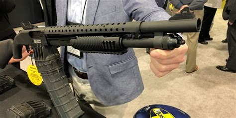 Mossberg 590m Heat Shield Mag Fed Pump Action Combattactical Shotgun