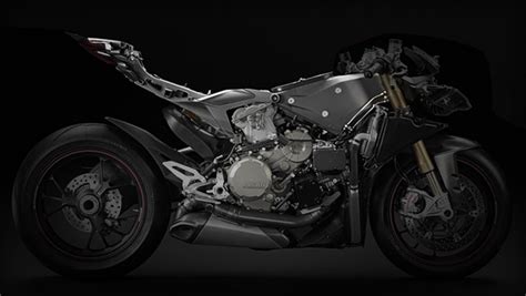 For the starters it comes with a sharp design which betrays its racer the 1199 panigale's chassis features a monocoque structure which uses the superquadro engine as a structural element reducing the bike's total weight. 2014 Ducati 1199 Panigale Gallery 535715 | Top Speed