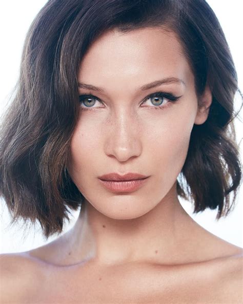 bella hadid style bella hadid short hair make up makeup maquillage dior beauty dior makeup