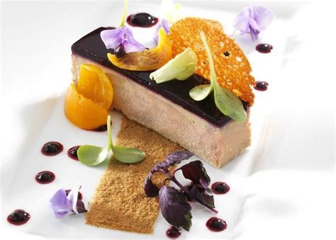 Compression de foie gras gelée de Muscat et cassis