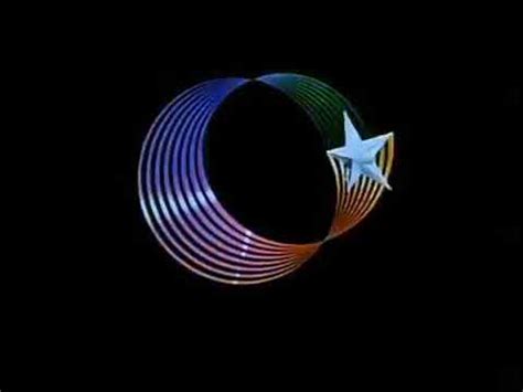 With most colorful streaks that follow the glimmering star. Hanna Barbera Swirling Star logo - YouTube