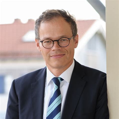 Equinet bank ag in frankfurt am main. Dr. Knud Hinkel - Senior Director - Pareto Securities AS ...