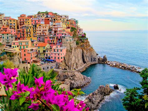 Italys Cinque Terre To Begin Limiting Tourists Condé