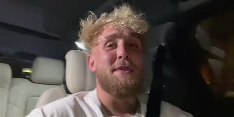 Jake Paul Shares Hookah Pipe At Maskless Miami Yacht Party