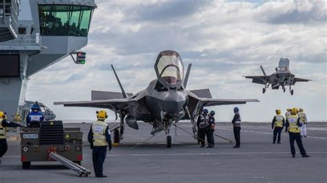 Photos First Uk Fighters Land On New Royal Navy Carrier