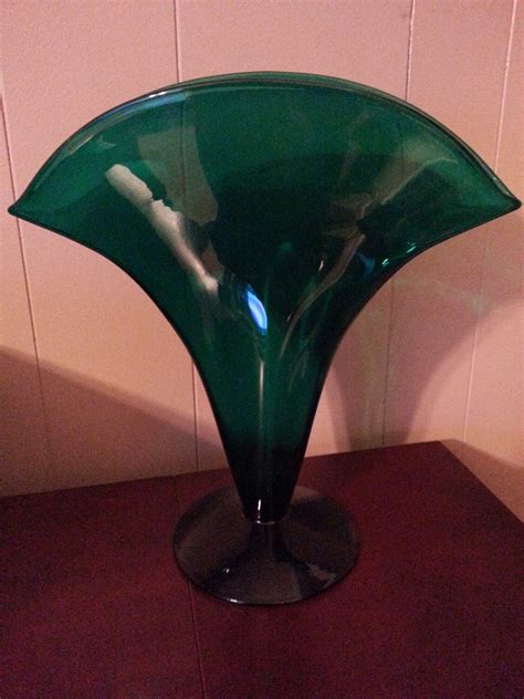 Large Blenko Hand Blown Fan Vase 872