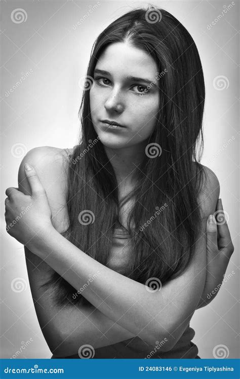 Retrato De Um Adolescente Foto De Stock Imagem De Problema 24083146