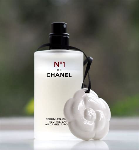 N°1 De Chanel Revitalizing Serum In Mist British Beauty Blogger