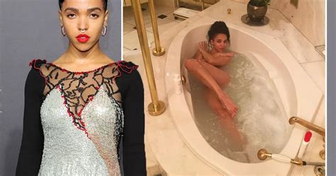 Fka Twigs Poses Naked In The Bath In New Saucy Photo What My Xxx Hot Girl