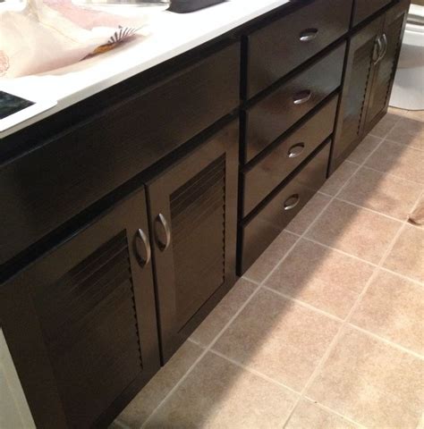 .our wood cabinets include black cabinets, grey cabinets, espresso cabinets, brown cabinets, and our very popular white and antique white cabinets. Bathroom cabinets! Espresso behr paint | Home Inspirations ...