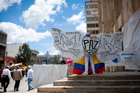 Las Dificultades Y Contradicciones De La Paz Total En Colombia Esglobal