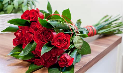 Valentine's Day flowers compared - Which? News